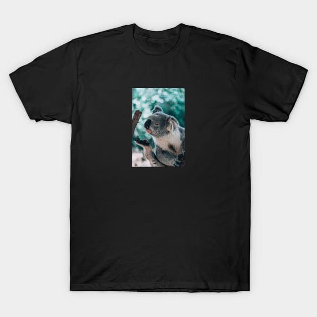 Koala T-Shirt by opticpixil